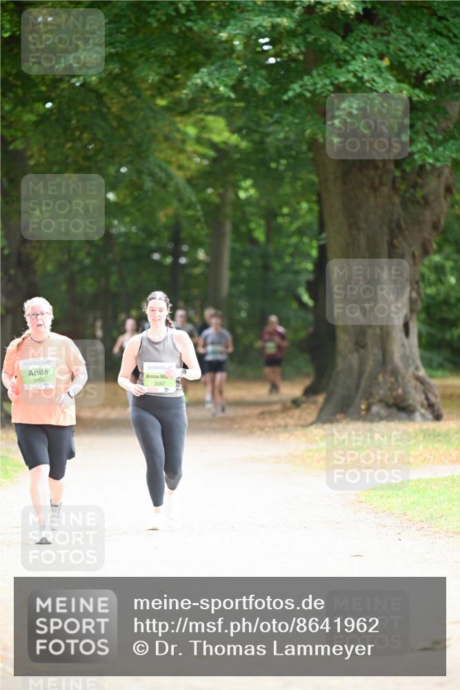 31.08.2025 - 21. Blankeneser Heldenlauf Dr. Thomas Lammeyer http://msf.ph/oto/8641962 31.08.2025 11:05:00 Laufen 3463, 3087 meine-sportfotos.de