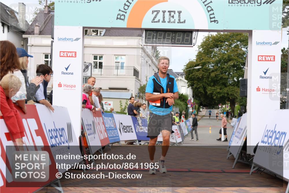 31.08.2025 - 21. Blankeneser Heldenlauf Strokosch-Dieckow http://msf.ph/oto/8641965 31.08.2025 09:41:31 Ziel 1071 meine-sportfotos.de