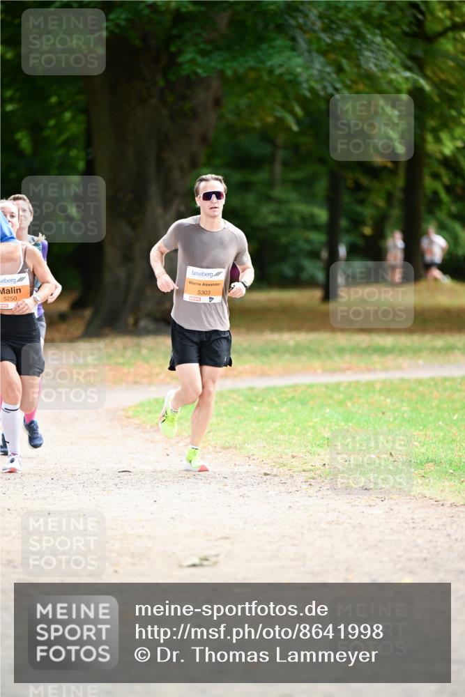 31.08.2025 - 21. Blankeneser Heldenlauf Dr. Thomas Lammeyer http://msf.ph/oto/8641998 31.08.2025 11:05:12 Laufen 5250, 5303 meine-sportfotos.de