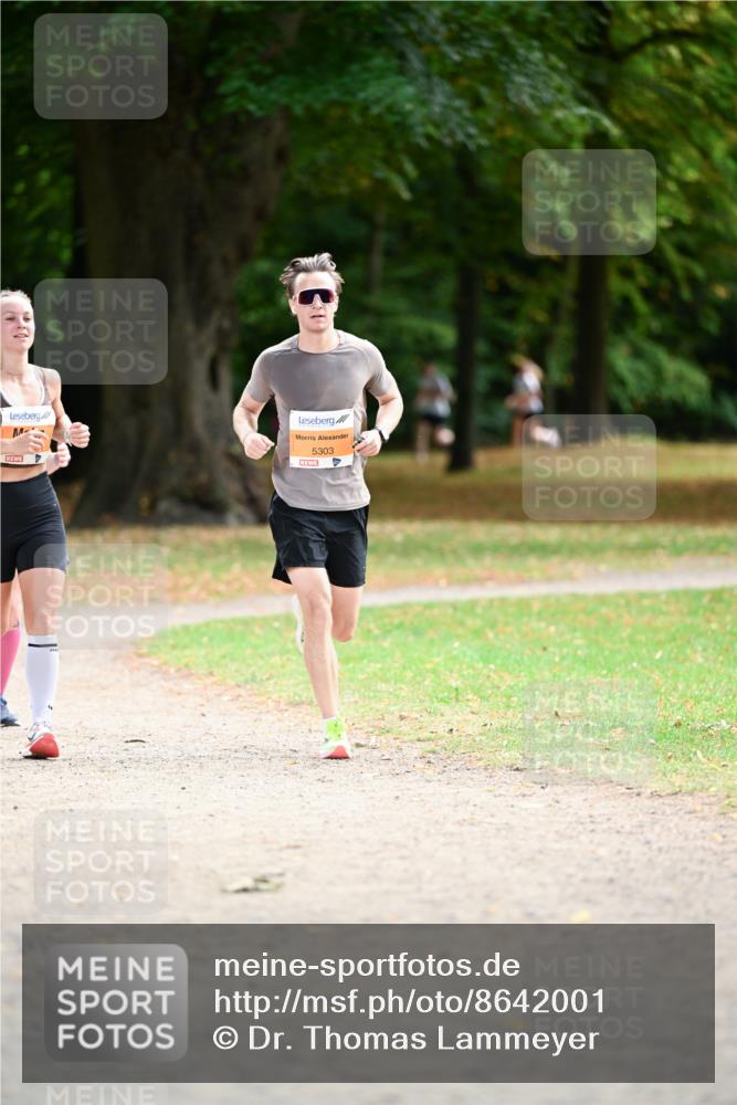 31.08.2025 - 21. Blankeneser Heldenlauf Dr. Thomas Lammeyer http://msf.ph/oto/8642001 31.08.2025 11:05:13 Laufen 5303 meine-sportfotos.de