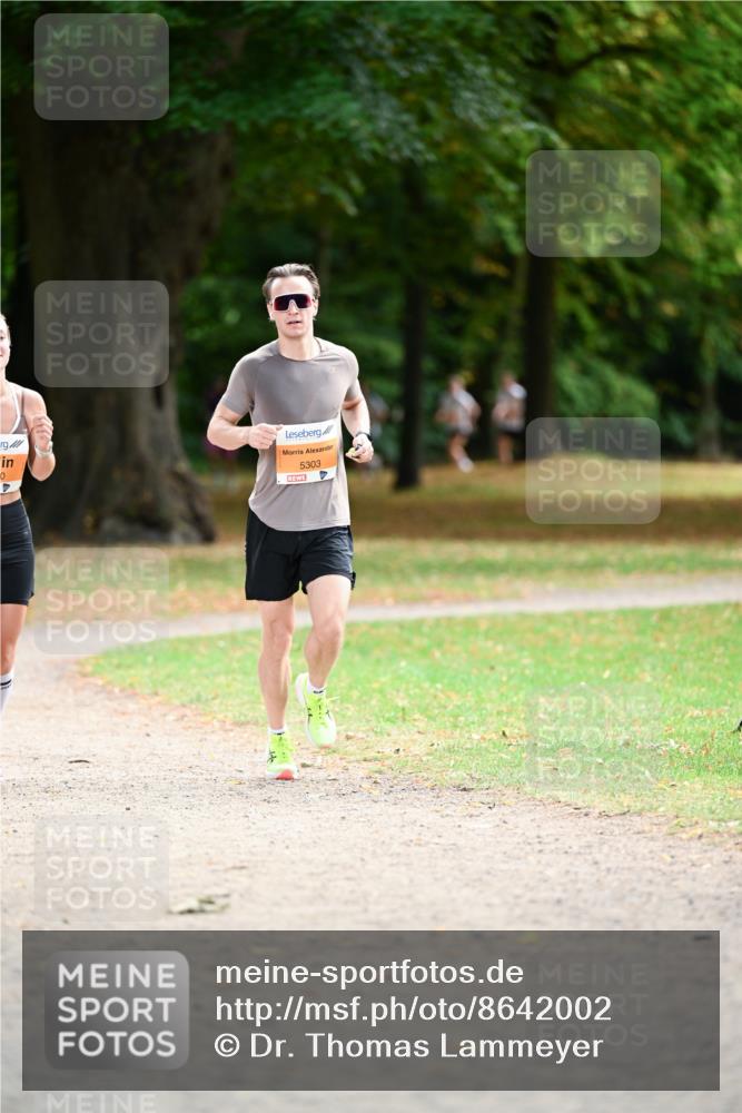 31.08.2025 - 21. Blankeneser Heldenlauf Dr. Thomas Lammeyer http://msf.ph/oto/8642002 31.08.2025 11:05:13 Laufen 0, 5303 meine-sportfotos.de
