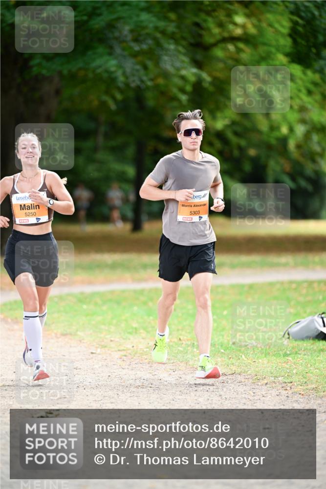 31.08.2025 - 21. Blankeneser Heldenlauf Dr. Thomas Lammeyer http://msf.ph/oto/8642010 31.08.2025 11:05:14 Laufen 5250, 5303 meine-sportfotos.de