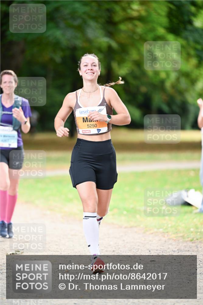 31.08.2025 - 21. Blankeneser Heldenlauf Dr. Thomas Lammeyer http://msf.ph/oto/8642017 31.08.2025 11:05:15 Laufen 5250 meine-sportfotos.de