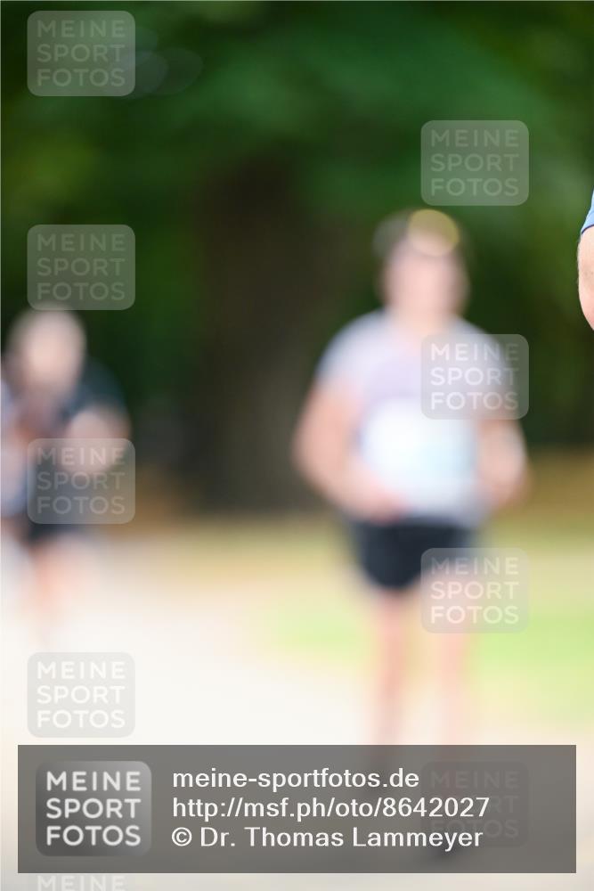 31.08.2025 - 21. Blankeneser Heldenlauf Dr. Thomas Lammeyer http://msf.ph/oto/8642027 31.08.2025 11:05:18 Laufen  meine-sportfotos.de
