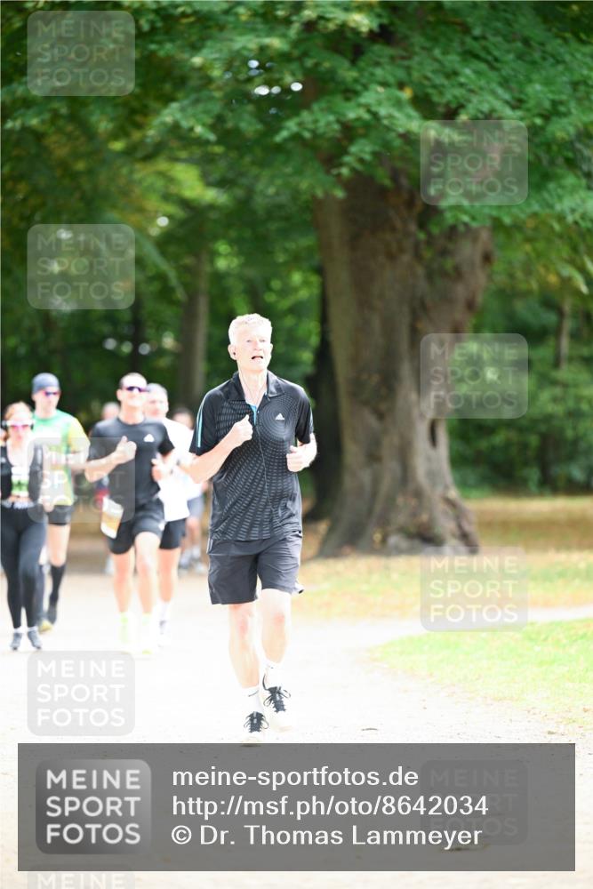 31.08.2025 - 21. Blankeneser Heldenlauf Dr. Thomas Lammeyer http://msf.ph/oto/8642034 31.08.2025 11:05:19 Laufen  meine-sportfotos.de
