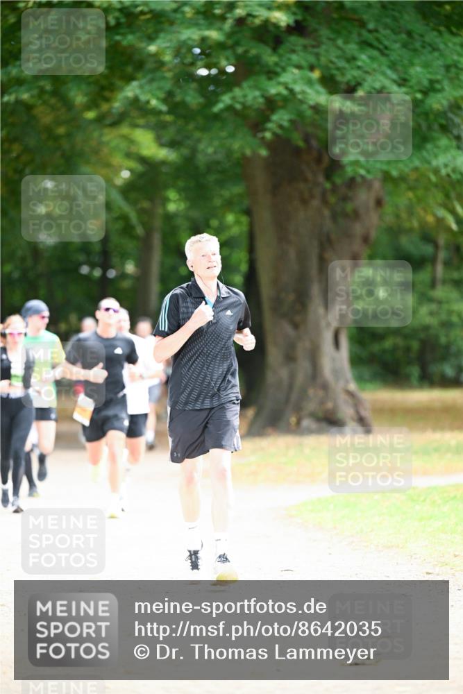 31.08.2025 - 21. Blankeneser Heldenlauf Dr. Thomas Lammeyer http://msf.ph/oto/8642035 31.08.2025 11:05:19 Laufen  meine-sportfotos.de