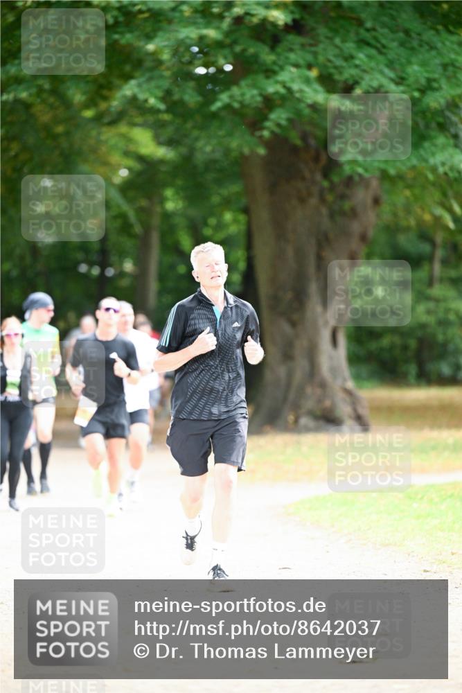 31.08.2025 - 21. Blankeneser Heldenlauf Dr. Thomas Lammeyer http://msf.ph/oto/8642037 31.08.2025 11:05:19 Laufen  meine-sportfotos.de