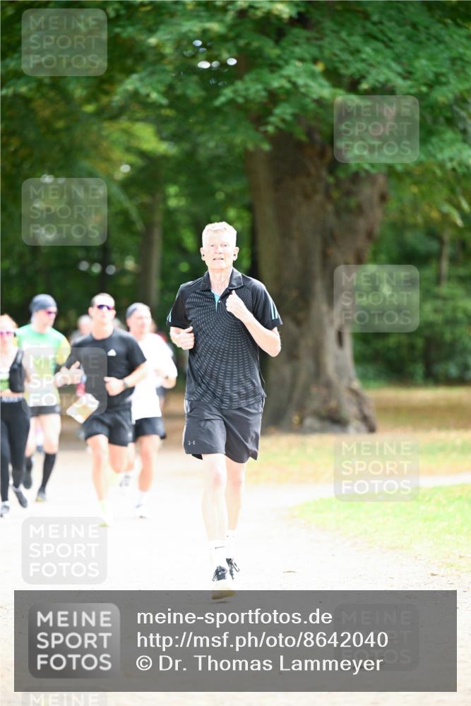 31.08.2025 - 21. Blankeneser Heldenlauf Dr. Thomas Lammeyer http://msf.ph/oto/8642040 31.08.2025 11:05:20 Laufen  meine-sportfotos.de