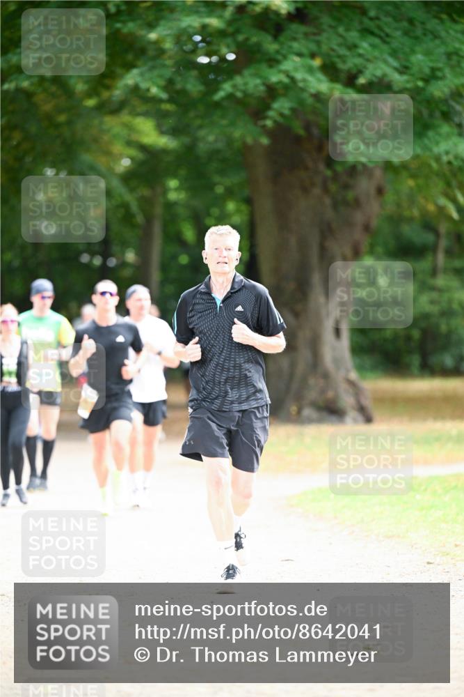 31.08.2025 - 21. Blankeneser Heldenlauf Dr. Thomas Lammeyer http://msf.ph/oto/8642041 31.08.2025 11:05:20 Laufen  meine-sportfotos.de