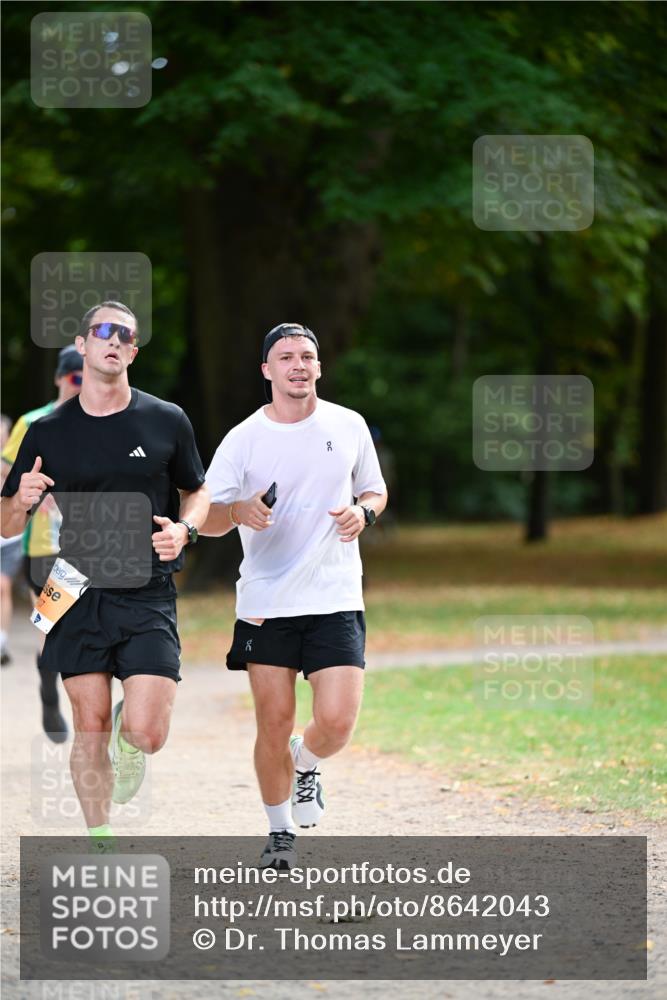 31.08.2025 - 21. Blankeneser Heldenlauf Dr. Thomas Lammeyer http://msf.ph/oto/8642043 31.08.2025 11:05:24 Laufen  meine-sportfotos.de