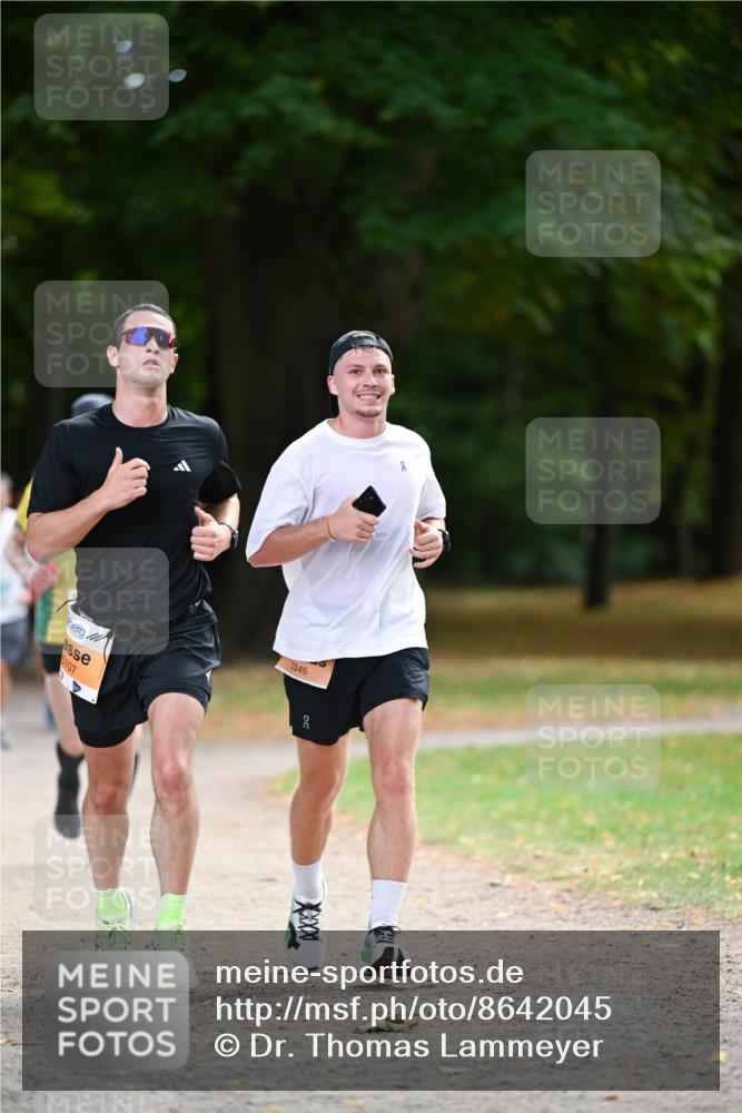 31.08.2025 - 21. Blankeneser Heldenlauf Dr. Thomas Lammeyer http://msf.ph/oto/8642045 31.08.2025 11:05:24 Laufen 107, 2345, 50 meine-sportfotos.de