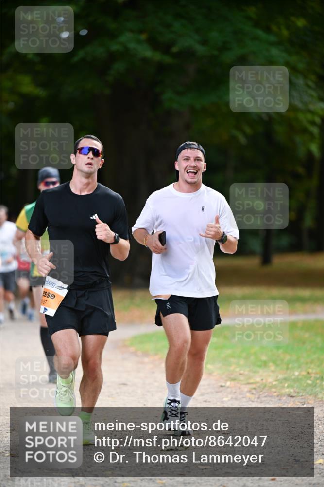 31.08.2025 - 21. Blankeneser Heldenlauf Dr. Thomas Lammeyer http://msf.ph/oto/8642047 31.08.2025 11:05:24 Laufen 5107, 50 meine-sportfotos.de