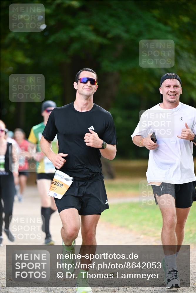 31.08.2025 - 21. Blankeneser Heldenlauf Dr. Thomas Lammeyer http://msf.ph/oto/8642053 31.08.2025 11:05:25 Laufen 5107 meine-sportfotos.de