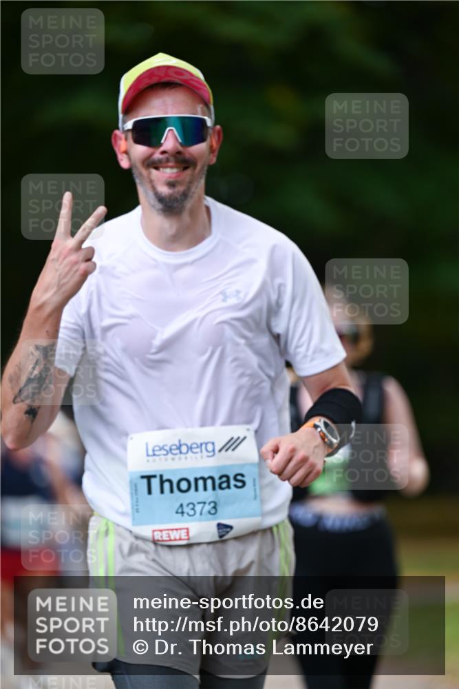 31.08.2025 - 21. Blankeneser Heldenlauf Dr. Thomas Lammeyer http://msf.ph/oto/8642079 31.08.2025 11:05:29 Laufen 4373 meine-sportfotos.de