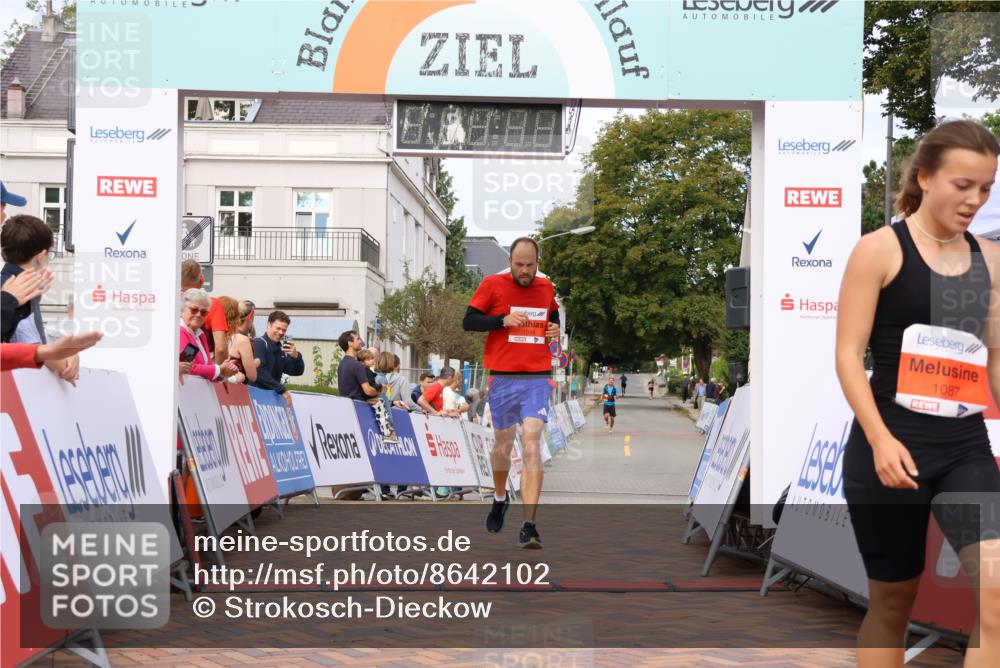 31.08.2025 - 21. Blankeneser Heldenlauf Strokosch-Dieckow http://msf.ph/oto/8642102 31.08.2025 09:41:19 Ziel 1138, 1177, 1087, 1038 meine-sportfotos.de