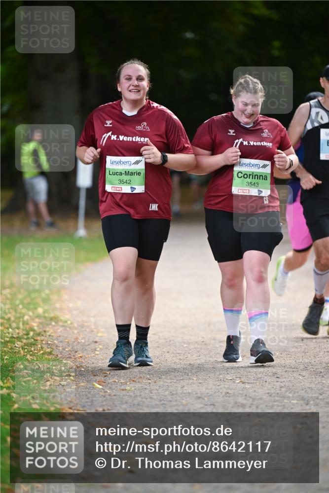 31.08.2025 - 21. Blankeneser Heldenlauf Dr. Thomas Lammeyer http://msf.ph/oto/8642117 31.08.2025 11:05:36 Laufen 3542, 3543 meine-sportfotos.de