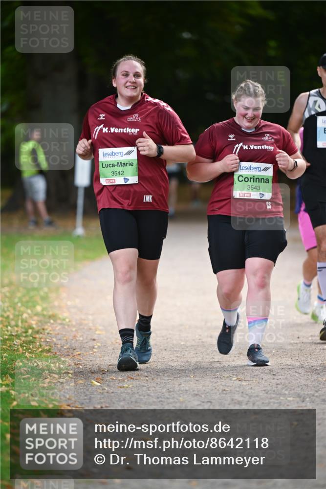 31.08.2025 - 21. Blankeneser Heldenlauf Dr. Thomas Lammeyer http://msf.ph/oto/8642118 31.08.2025 11:05:36 Laufen 1985, 3542, 3543 meine-sportfotos.de