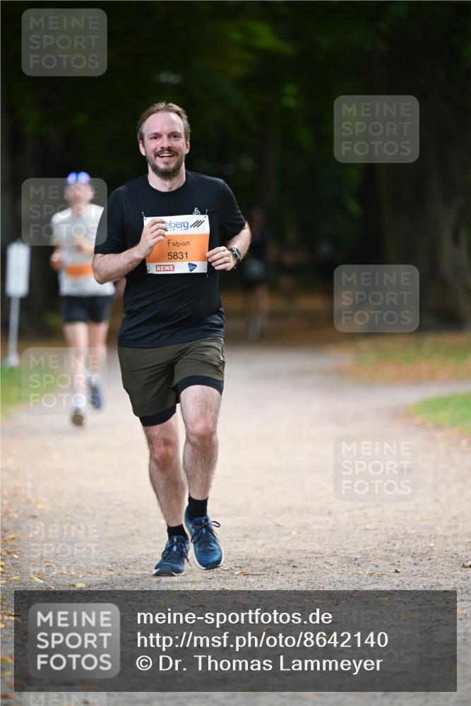 31.08.2025 - 21. Blankeneser Heldenlauf Dr. Thomas Lammeyer http://msf.ph/oto/8642140 31.08.2025 11:05:43 Laufen 5831 meine-sportfotos.de