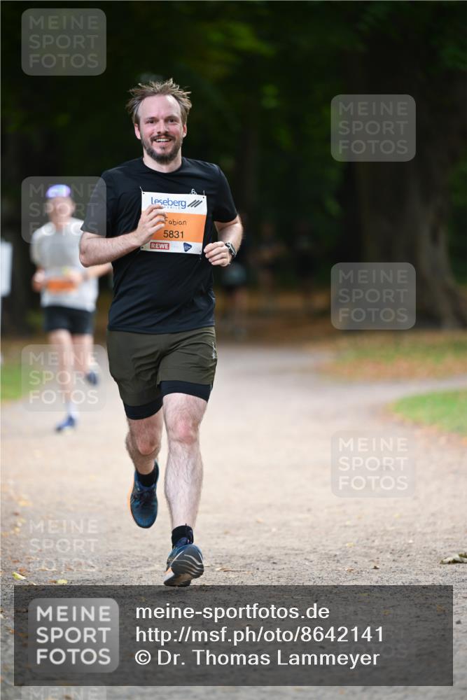 31.08.2025 - 21. Blankeneser Heldenlauf Dr. Thomas Lammeyer http://msf.ph/oto/8642141 31.08.2025 11:05:44 Laufen 5831 meine-sportfotos.de