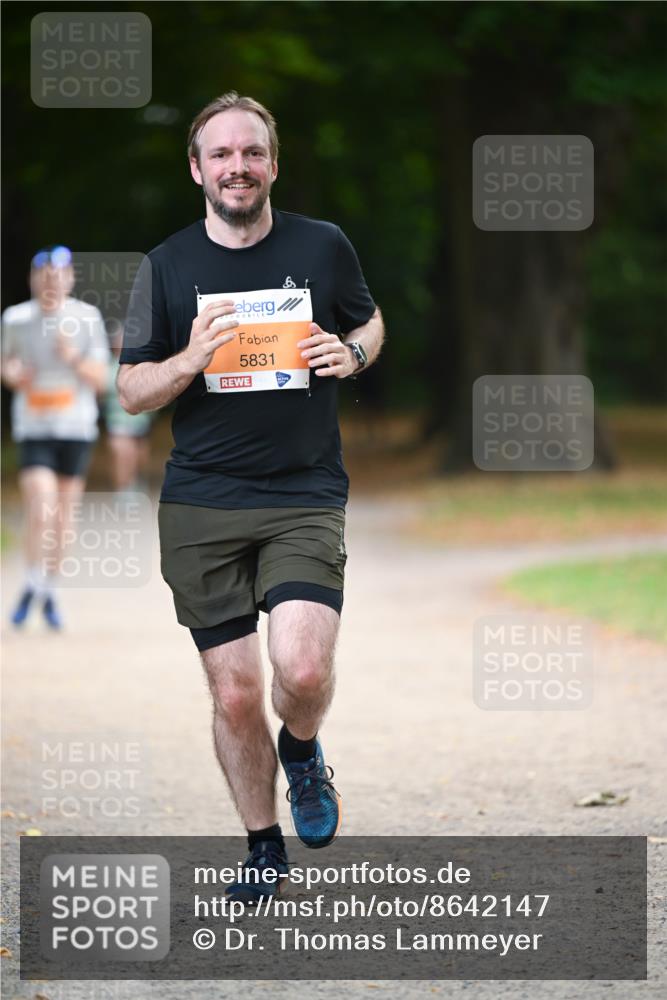 31.08.2025 - 21. Blankeneser Heldenlauf Dr. Thomas Lammeyer http://msf.ph/oto/8642147 31.08.2025 11:05:44 Laufen 5831 meine-sportfotos.de