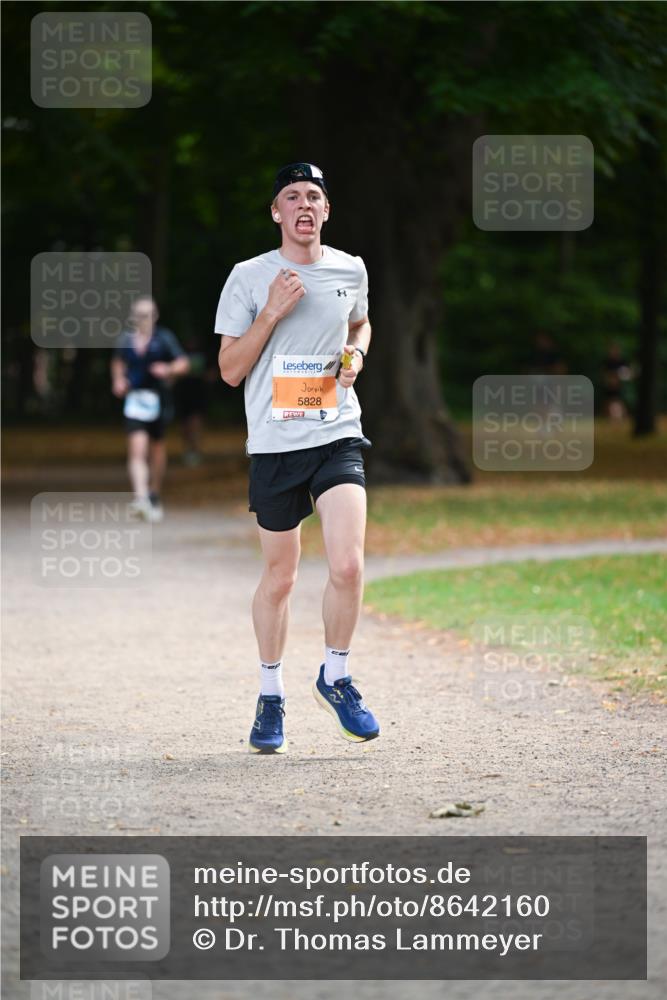 31.08.2025 - 21. Blankeneser Heldenlauf Dr. Thomas Lammeyer http://msf.ph/oto/8642160 31.08.2025 11:05:47 Laufen 0, 5828 meine-sportfotos.de