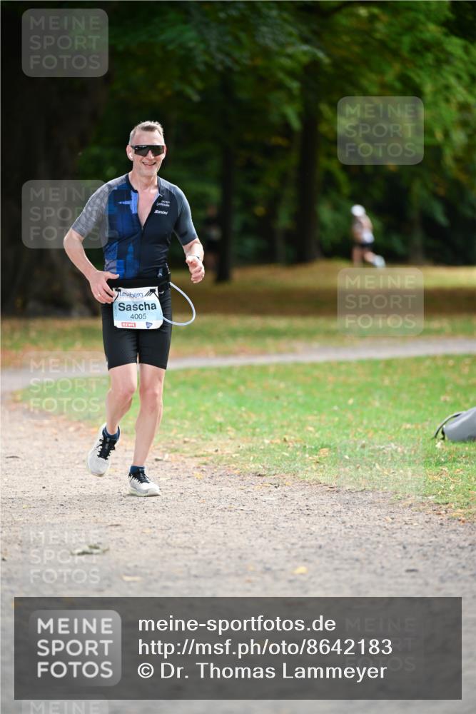 31.08.2025 - 21. Blankeneser Heldenlauf Dr. Thomas Lammeyer http://msf.ph/oto/8642183 31.08.2025 11:05:56 Laufen 4005 meine-sportfotos.de