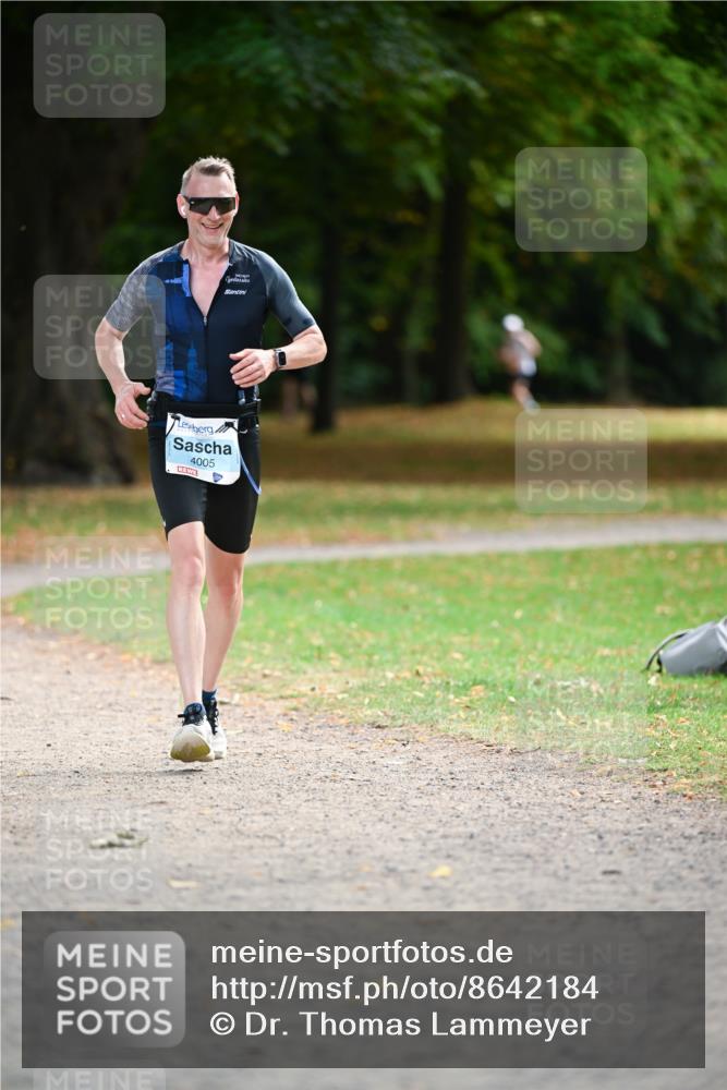 31.08.2025 - 21. Blankeneser Heldenlauf Dr. Thomas Lammeyer http://msf.ph/oto/8642184 31.08.2025 11:05:56 Laufen 4005 meine-sportfotos.de