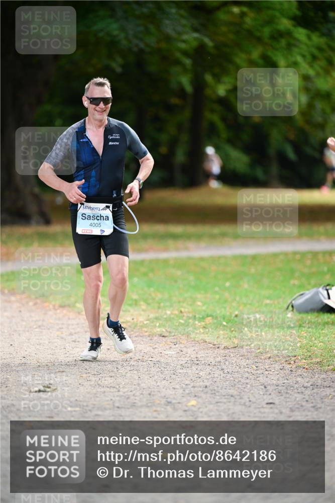31.08.2025 - 21. Blankeneser Heldenlauf Dr. Thomas Lammeyer http://msf.ph/oto/8642186 31.08.2025 11:05:56 Laufen 4005 meine-sportfotos.de