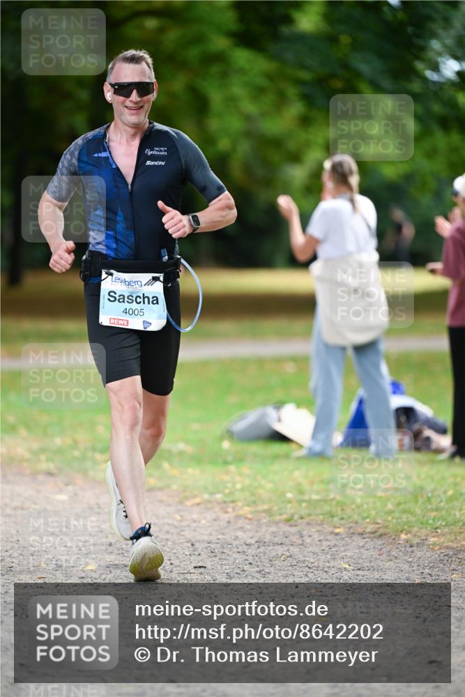 31.08.2025 - 21. Blankeneser Heldenlauf Dr. Thomas Lammeyer http://msf.ph/oto/8642202 31.08.2025 11:05:58 Laufen 4005 meine-sportfotos.de