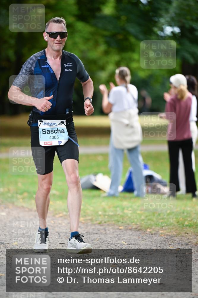 31.08.2025 - 21. Blankeneser Heldenlauf Dr. Thomas Lammeyer http://msf.ph/oto/8642205 31.08.2025 11:05:58 Laufen 4005 meine-sportfotos.de