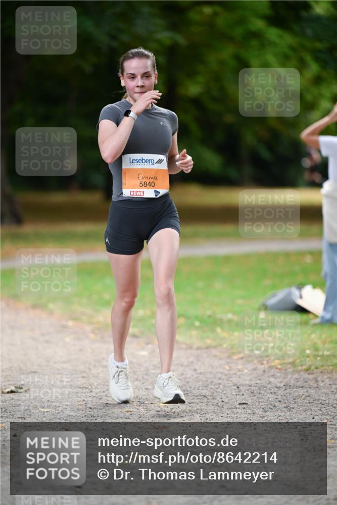 31.08.2025 - 21. Blankeneser Heldenlauf Dr. Thomas Lammeyer http://msf.ph/oto/8642214 31.08.2025 11:06:00 Laufen 5840 meine-sportfotos.de