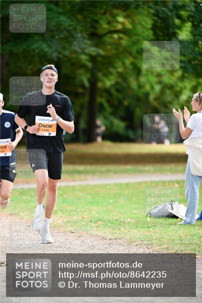 31.08.2025 - 21. Blankeneser Heldenlauf Dr. Thomas Lammeyer http://msf.ph/oto/8642235 31.08.2025 11:06:08 Laufen 445, 5446 meine-sportfotos.de