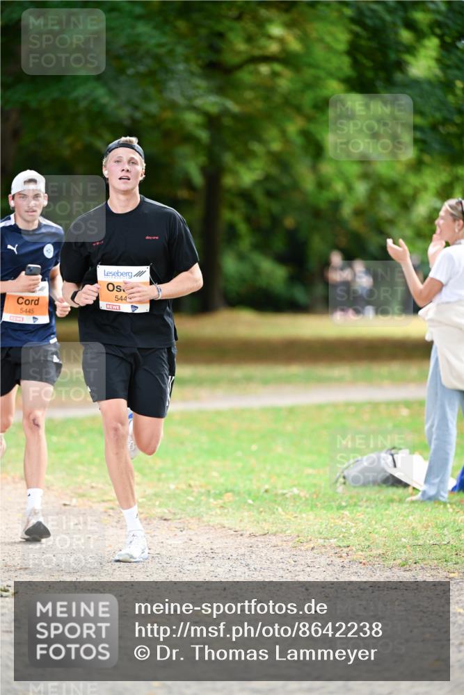 31.08.2025 - 21. Blankeneser Heldenlauf Dr. Thomas Lammeyer http://msf.ph/oto/8642238 31.08.2025 11:06:08 Laufen 544, 5445 meine-sportfotos.de