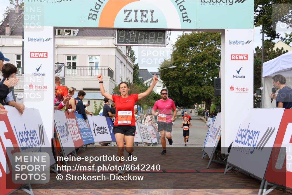 31.08.2025 - 21. Blankeneser Heldenlauf Strokosch-Dieckow http://msf.ph/oto/8642240 31.08.2025 09:41:11 Ziel 1137, 1138, 1177 meine-sportfotos.de