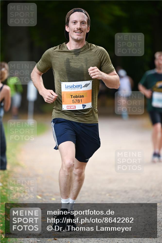 31.08.2025 - 21. Blankeneser Heldenlauf Dr. Thomas Lammeyer http://msf.ph/oto/8642262 31.08.2025 11:06:12 Laufen 5781 meine-sportfotos.de