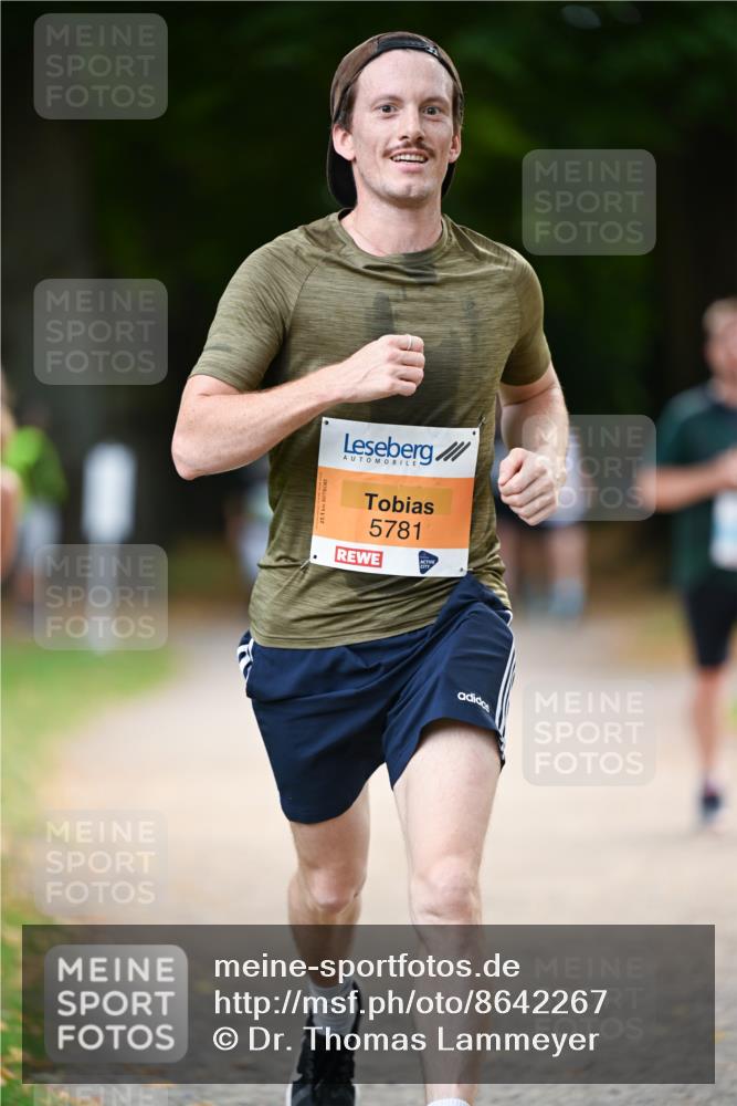 31.08.2025 - 21. Blankeneser Heldenlauf Dr. Thomas Lammeyer http://msf.ph/oto/8642267 31.08.2025 11:06:13 Laufen 5781 meine-sportfotos.de