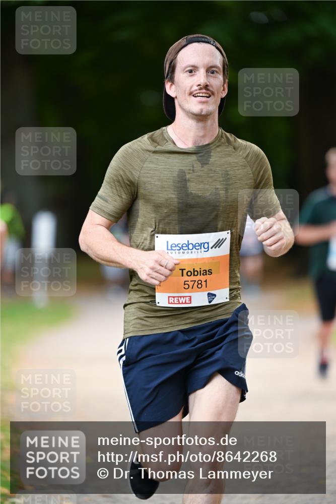 31.08.2025 - 21. Blankeneser Heldenlauf Dr. Thomas Lammeyer http://msf.ph/oto/8642268 31.08.2025 11:06:13 Laufen 5781 meine-sportfotos.de