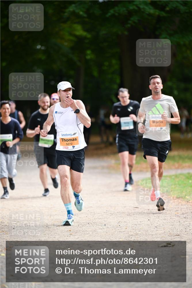 31.08.2025 - 21. Blankeneser Heldenlauf Dr. Thomas Lammeyer http://msf.ph/oto/8642301 31.08.2025 11:06:21 Laufen 5272, 5372 meine-sportfotos.de