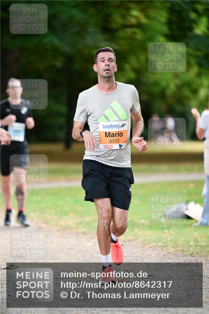 31.08.2025 - 21. Blankeneser Heldenlauf Dr. Thomas Lammeyer http://msf.ph/oto/8642317 31.08.2025 11:06:23 Laufen 5372 meine-sportfotos.de