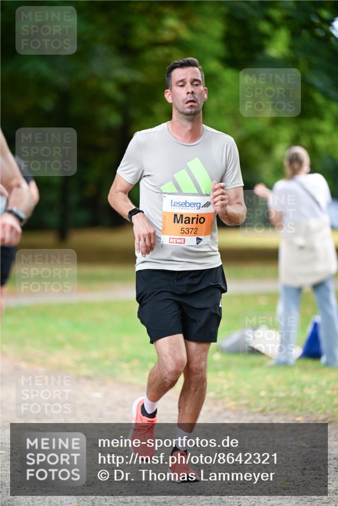 31.08.2025 - 21. Blankeneser Heldenlauf Dr. Thomas Lammeyer http://msf.ph/oto/8642321 31.08.2025 11:06:23 Laufen 5372 meine-sportfotos.de