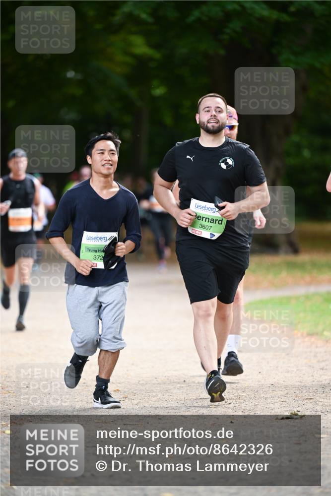 31.08.2025 - 21. Blankeneser Heldenlauf Dr. Thomas Lammeyer http://msf.ph/oto/8642326 31.08.2025 11:06:24 Laufen 372, 3607 meine-sportfotos.de