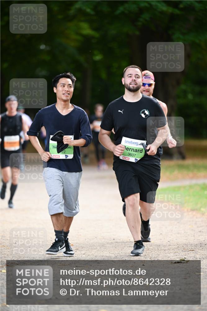 31.08.2025 - 21. Blankeneser Heldenlauf Dr. Thomas Lammeyer http://msf.ph/oto/8642328 31.08.2025 11:06:25 Laufen 22, 3607 meine-sportfotos.de