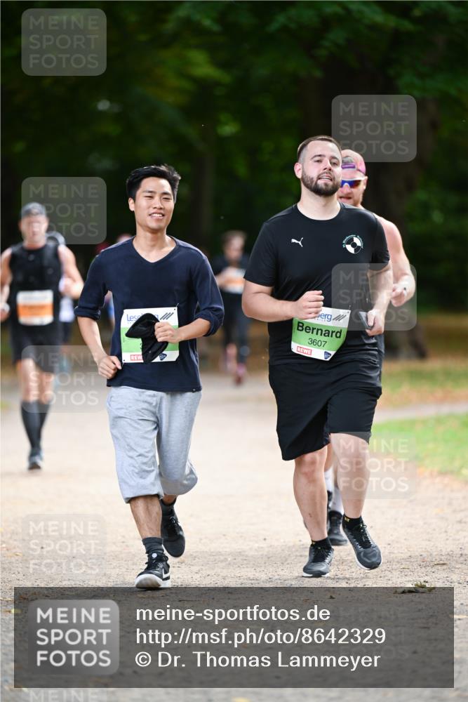 31.08.2025 - 21. Blankeneser Heldenlauf Dr. Thomas Lammeyer http://msf.ph/oto/8642329 31.08.2025 11:06:25 Laufen 10, 3607 meine-sportfotos.de