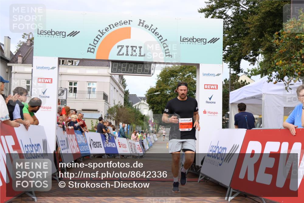 31.08.2025 - 21. Blankeneser Heldenlauf Strokosch-Dieckow http://msf.ph/oto/8642336 31.08.2025 09:37:03 Ziel 1126 meine-sportfotos.de