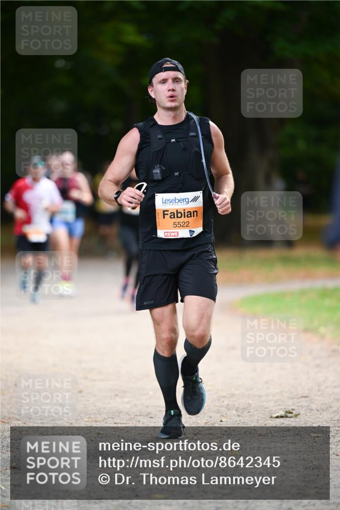 31.08.2025 - 21. Blankeneser Heldenlauf Dr. Thomas Lammeyer http://msf.ph/oto/8642345 31.08.2025 11:06:28 Laufen 5522 meine-sportfotos.de