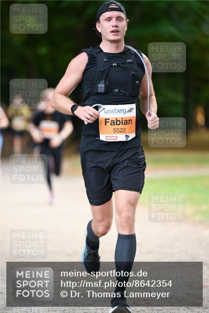 31.08.2025 - 21. Blankeneser Heldenlauf Dr. Thomas Lammeyer http://msf.ph/oto/8642354 31.08.2025 11:06:29 Laufen 5522 meine-sportfotos.de