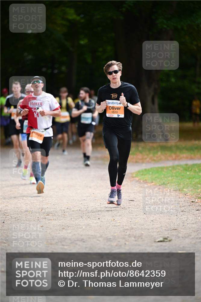 31.08.2025 - 21. Blankeneser Heldenlauf Dr. Thomas Lammeyer http://msf.ph/oto/8642359 31.08.2025 11:06:31 Laufen 5510 meine-sportfotos.de