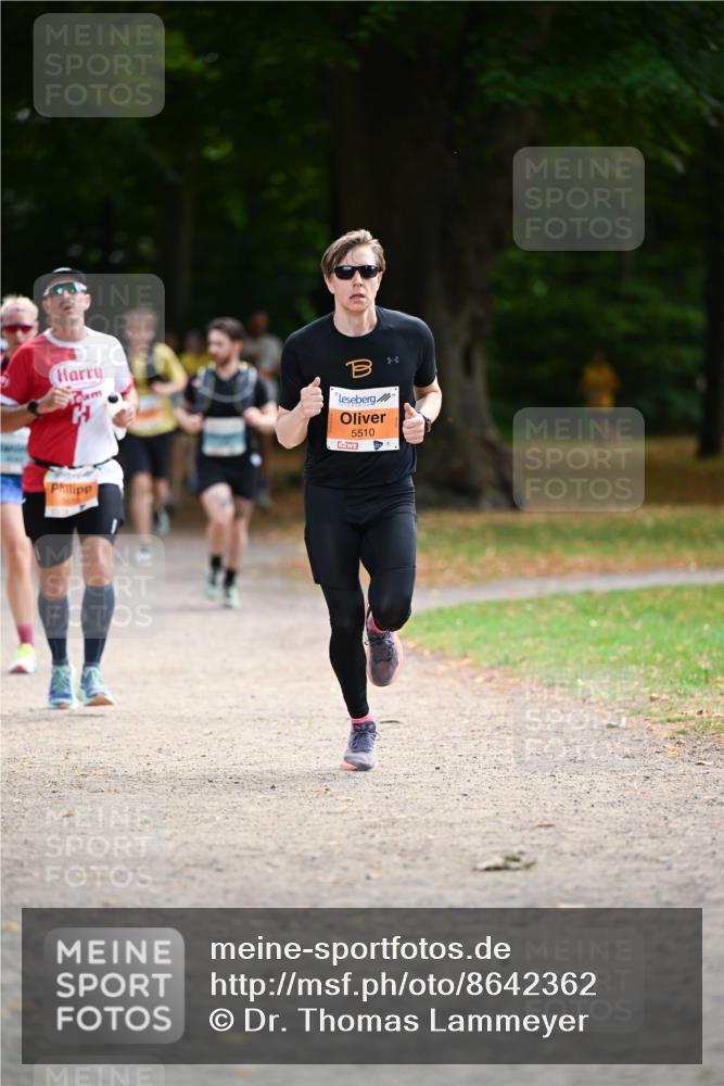 31.08.2025 - 21. Blankeneser Heldenlauf Dr. Thomas Lammeyer http://msf.ph/oto/8642362 31.08.2025 11:06:31 Laufen 5510 meine-sportfotos.de