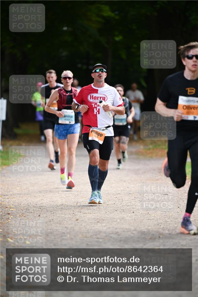 31.08.2025 - 21. Blankeneser Heldenlauf Dr. Thomas Lammeyer http://msf.ph/oto/8642364 31.08.2025 11:06:32 Laufen 4143, 5618, 1510 meine-sportfotos.de