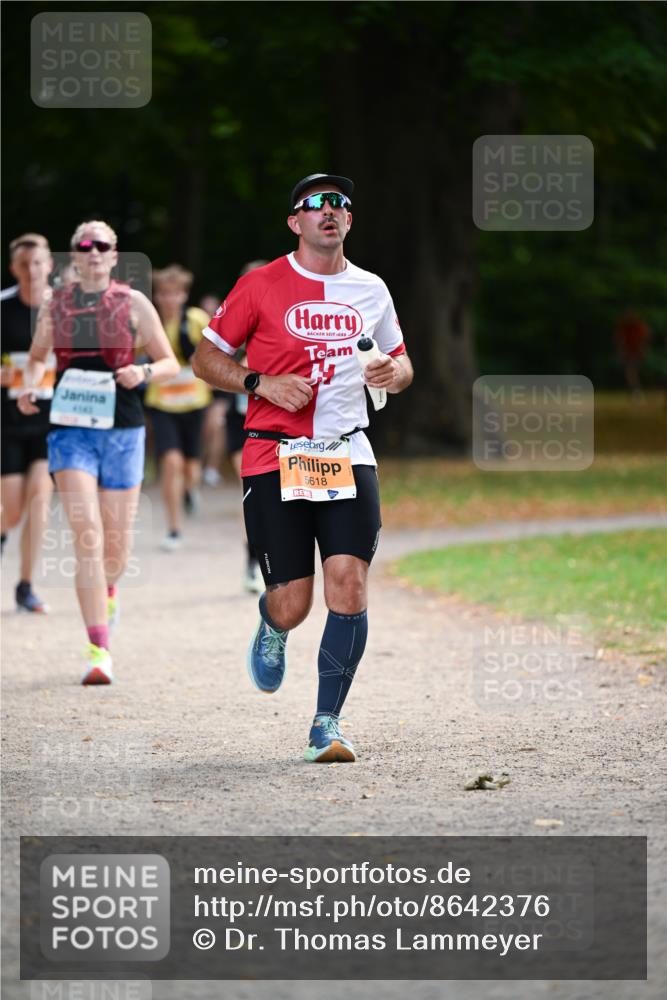 31.08.2025 - 21. Blankeneser Heldenlauf Dr. Thomas Lammeyer http://msf.ph/oto/8642376 31.08.2025 11:06:33 Laufen 1688, 5618 meine-sportfotos.de